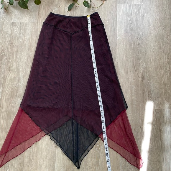 Vintage y2k Black and Dark Pink Mesh Asymmetrical Midi Skirt goth Fairycore - Picture 4 of 8